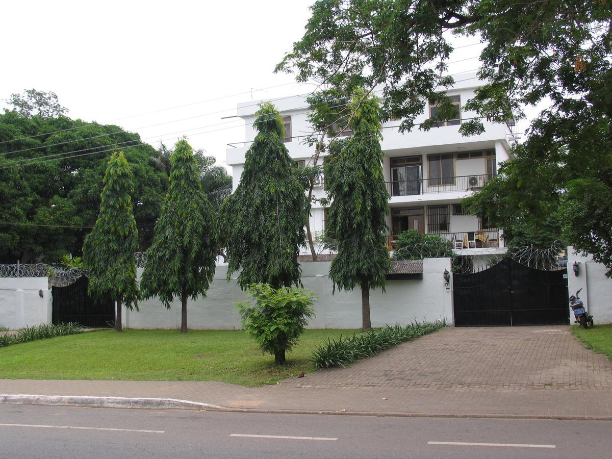 Kwasi Affum Apartments Accra Esterno foto